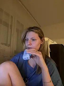 MaryHiggins live sex cam