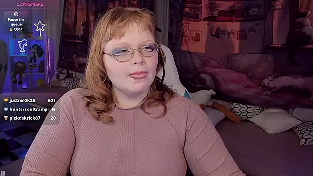 LottieReed's cam snapshot