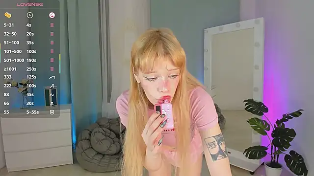 boobsybootie's cam snapshot