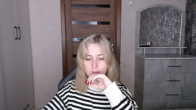 Kristy-Max's cam snapshot