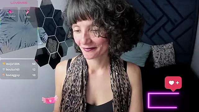 Valery_More__'s cam snapshot