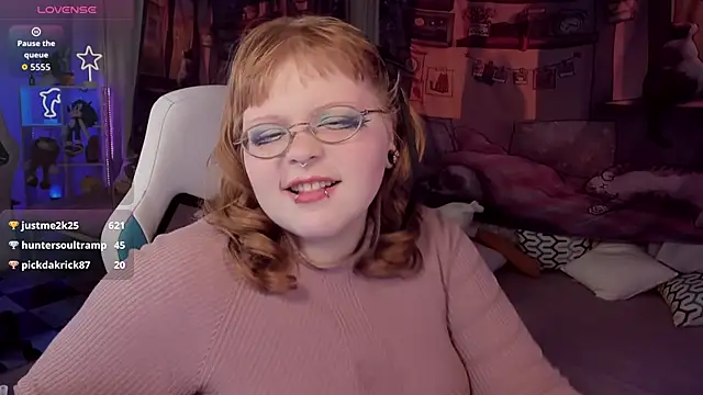 LottieReed's cam snapshot