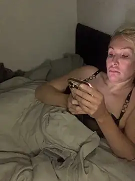 modeljadeelee's cam snapshot