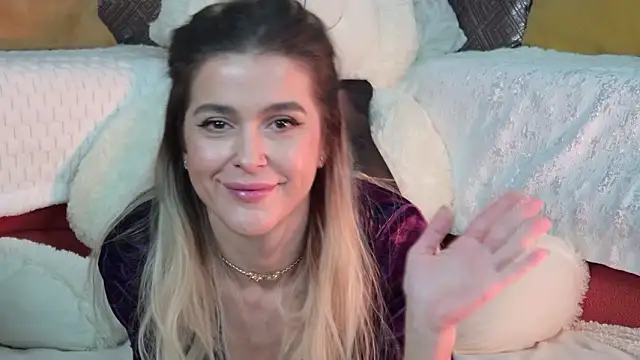 Sarah-Hart's cam snapshot