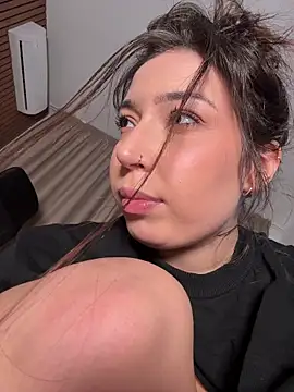 KimArts's cam snapshot