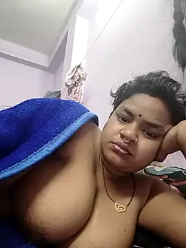 Deborbhavi222's cam snapshot