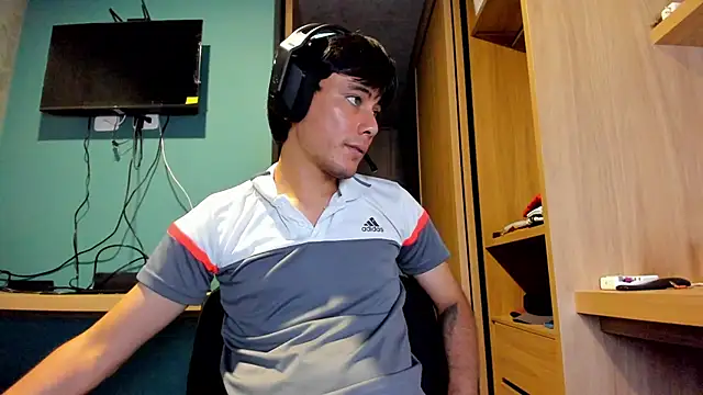 Huge_latin_cock live sex cam