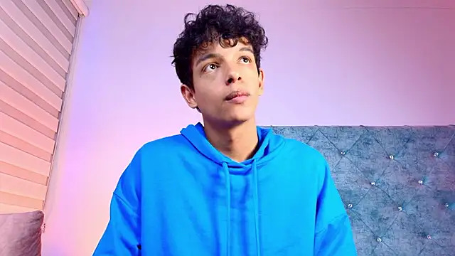 maxfrost_1's cam snapshot