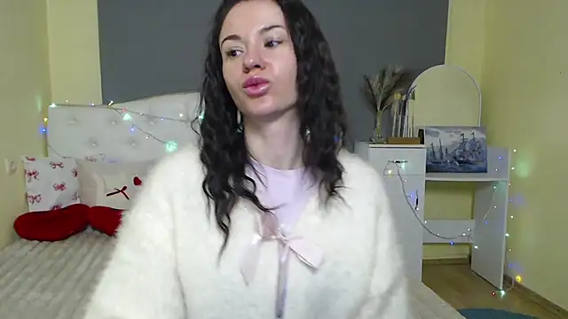 KaraCriegs's cam snapshot