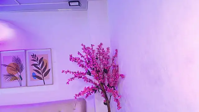 Anie_johnson's cam snapshot