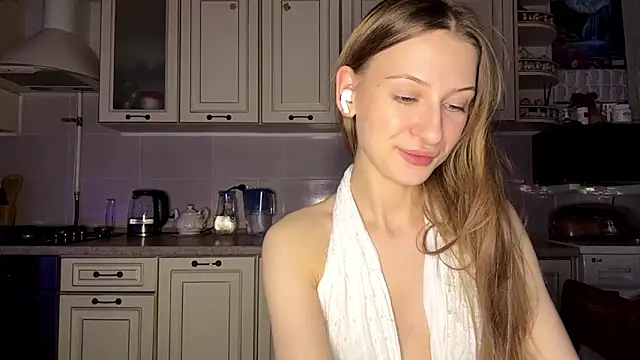 LunarKiss's cam snapshot