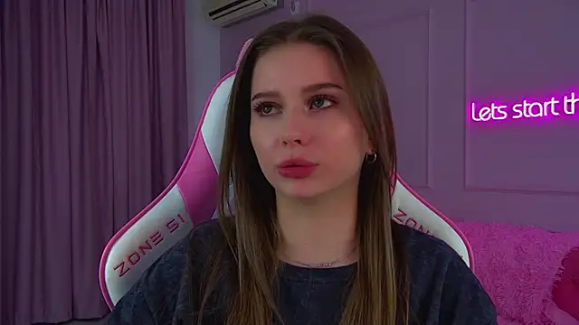 DianaVert's cam snapshot