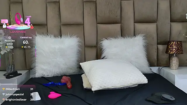 LizaMintelli live sex cam