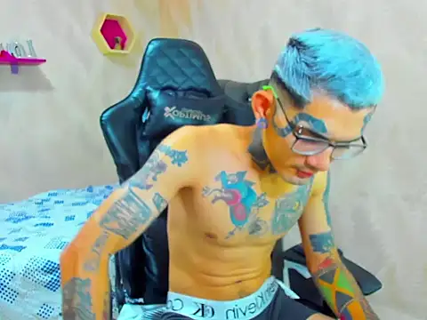 Boy_tatto77's cam snapshot