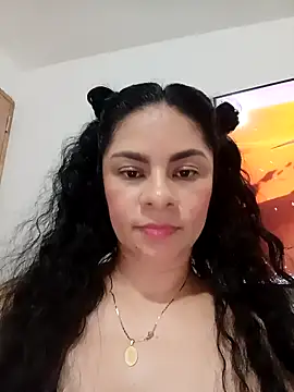 luna_pinky's cam snapshot