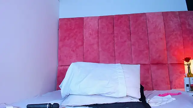 kittyy_milk_001's cam snapshot