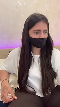 ashwariya23's cam snapshot