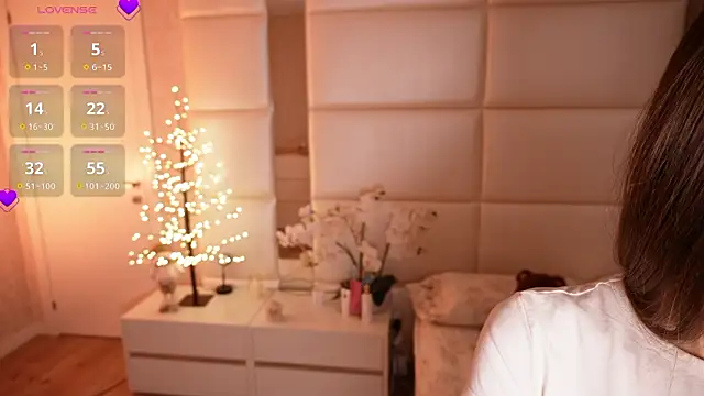 Lilly_Colins live sex cam