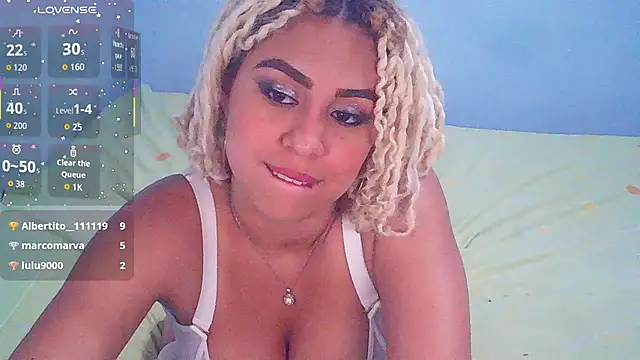 Lucy_White__ live sex cam