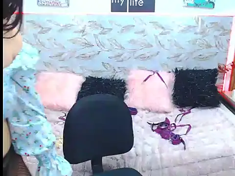 rossyvalbuena's cam snapshot