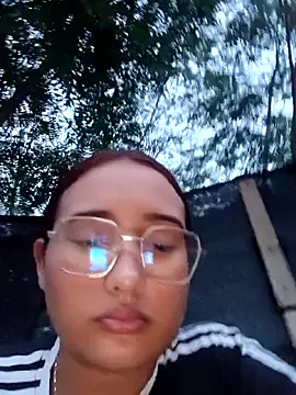 young_dairy01 live sex cam