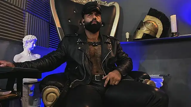 BeardAndrew live sex cam