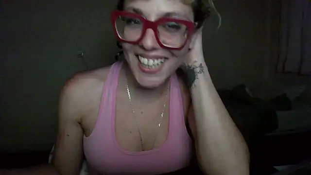 BlondieTami's cam snapshot