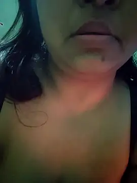 bitch-horny's cam snapshot