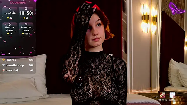 ClaireMathis's cam snapshot