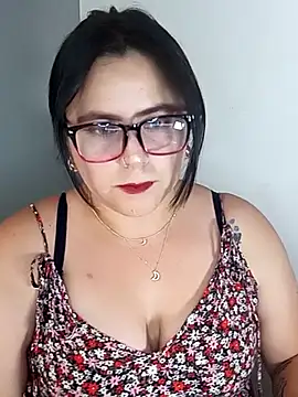 Emacollins_'s cam snapshot