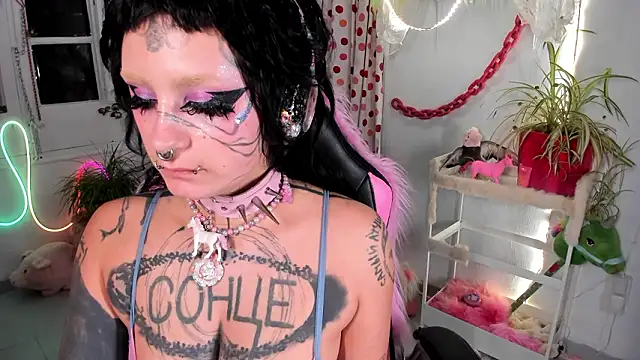 lady_sontse_'s cam snapshot