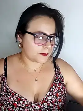 Emacollins_'s cam snapshot