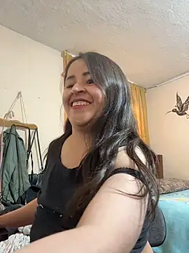 latinfemale's cam snapshot