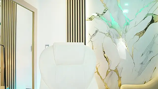 Emma_Walkerr_'s cam snapshot