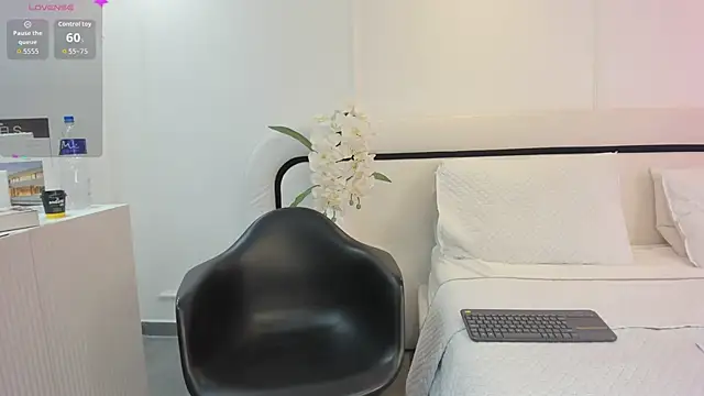 MaddyMay_'s cam snapshot