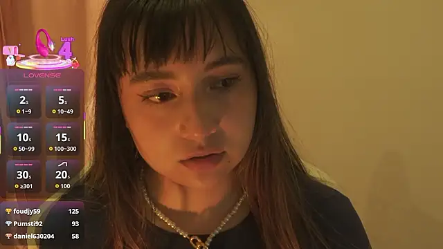 EmmitaGarcia's cam snapshot