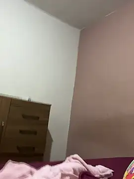 julianabun's cam snapshot