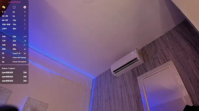 EmillyLim's cam snapshot