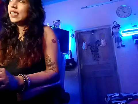 Darling_Annie's cam snapshot