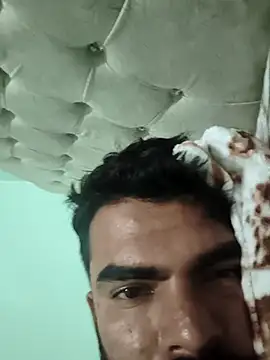 SilentIncoming's cam snapshot