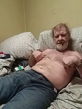 cmagic9's cam snapshot