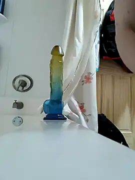 Lilsmokeshow017's cam snapshot