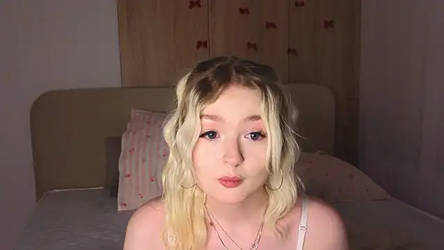 minigirl's cam snapshot