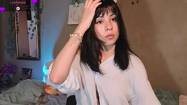 GaiaJoness's cam snapshot