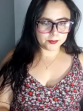 Emacollins_'s cam snapshot