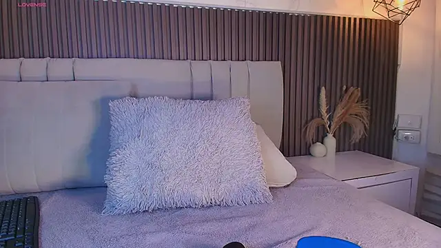 SHANONCLARK's cam snapshot