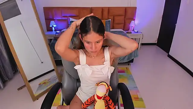 Tamy_edwards's cam snapshot