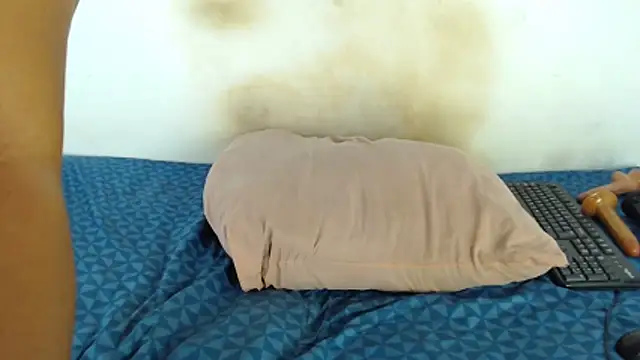 FAT_ASS27's cam snapshot