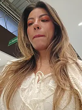 Karen_San_Miguel's cam snapshot