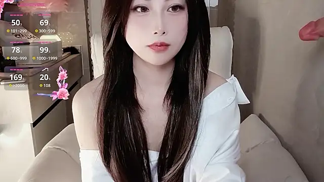 Blossom-666 live sex cam